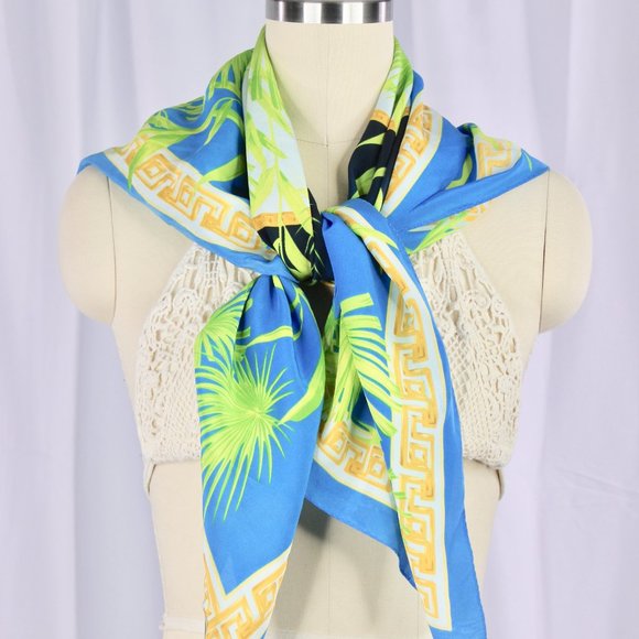 BETTY BARCLAY Blue Green Greek Key 100% Silk Tropical Square Scarf Sarong - Picture 5 of 12
